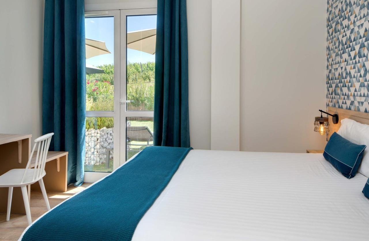 Pey La Tour - Logis Hotels & Restaurant Salleboeuf Exterior photo