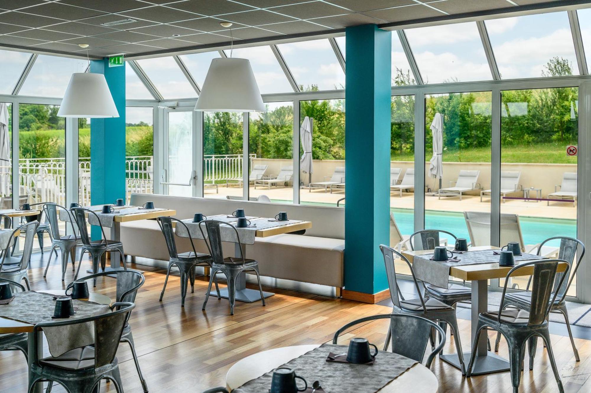 Pey La Tour - Logis Hotels & Restaurant Salleboeuf Exterior photo