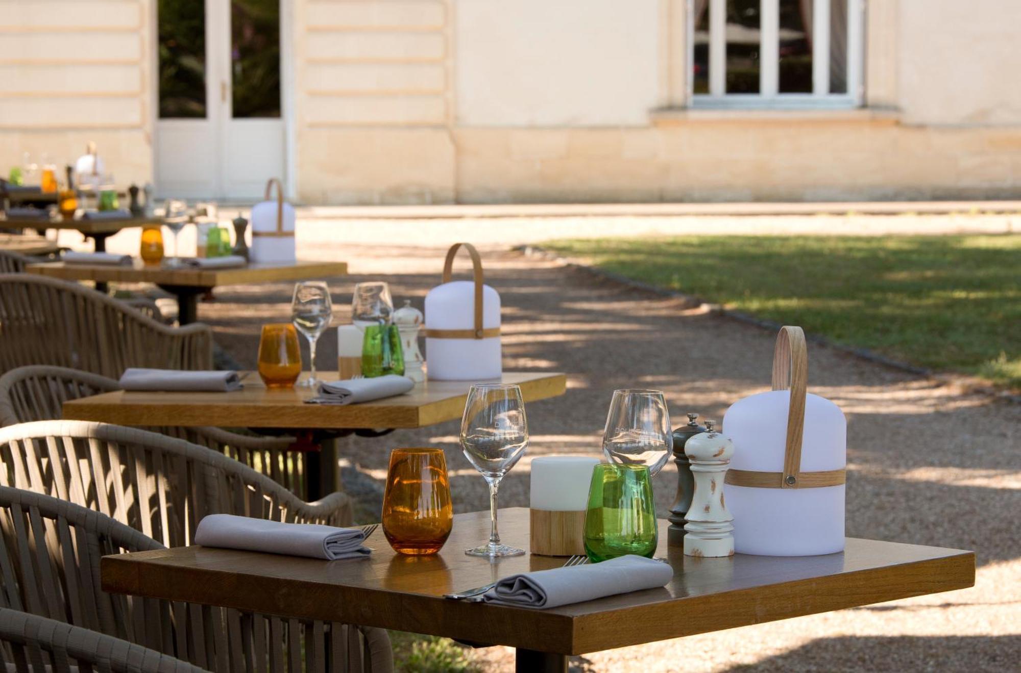 Pey La Tour - Logis Hotels & Restaurant Salleboeuf Exterior photo
